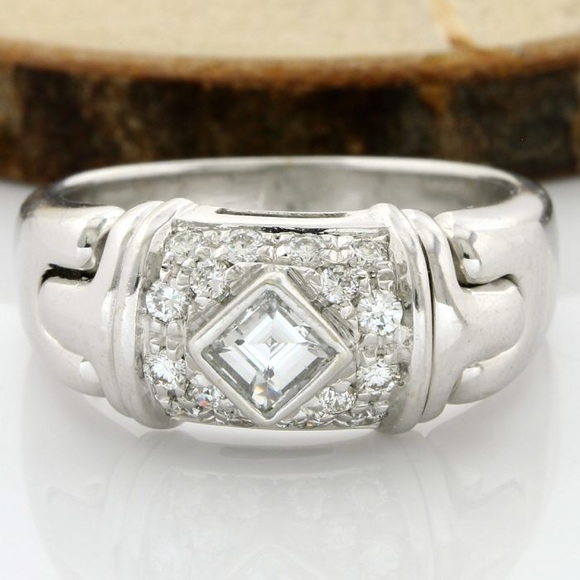 BVLGARI 18k white gold .45 carat diamond ring - Picture 2 of 5